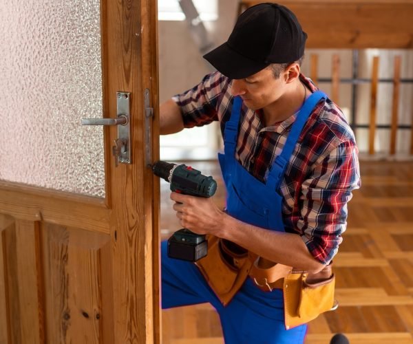 handyman repair the door lock in the room handyman repair the door lock in the room